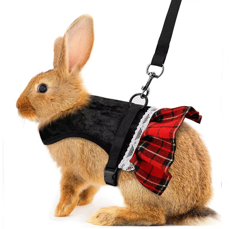 Christmas Rabbit Harness with Leash & Skirt – Cute Pet Vest for Rabbits